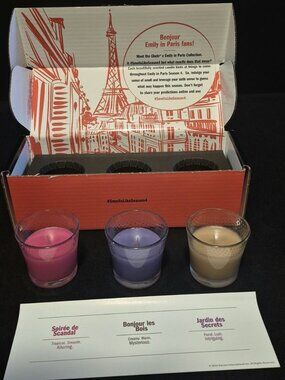 Emily in Paris x Glade Candle Set New